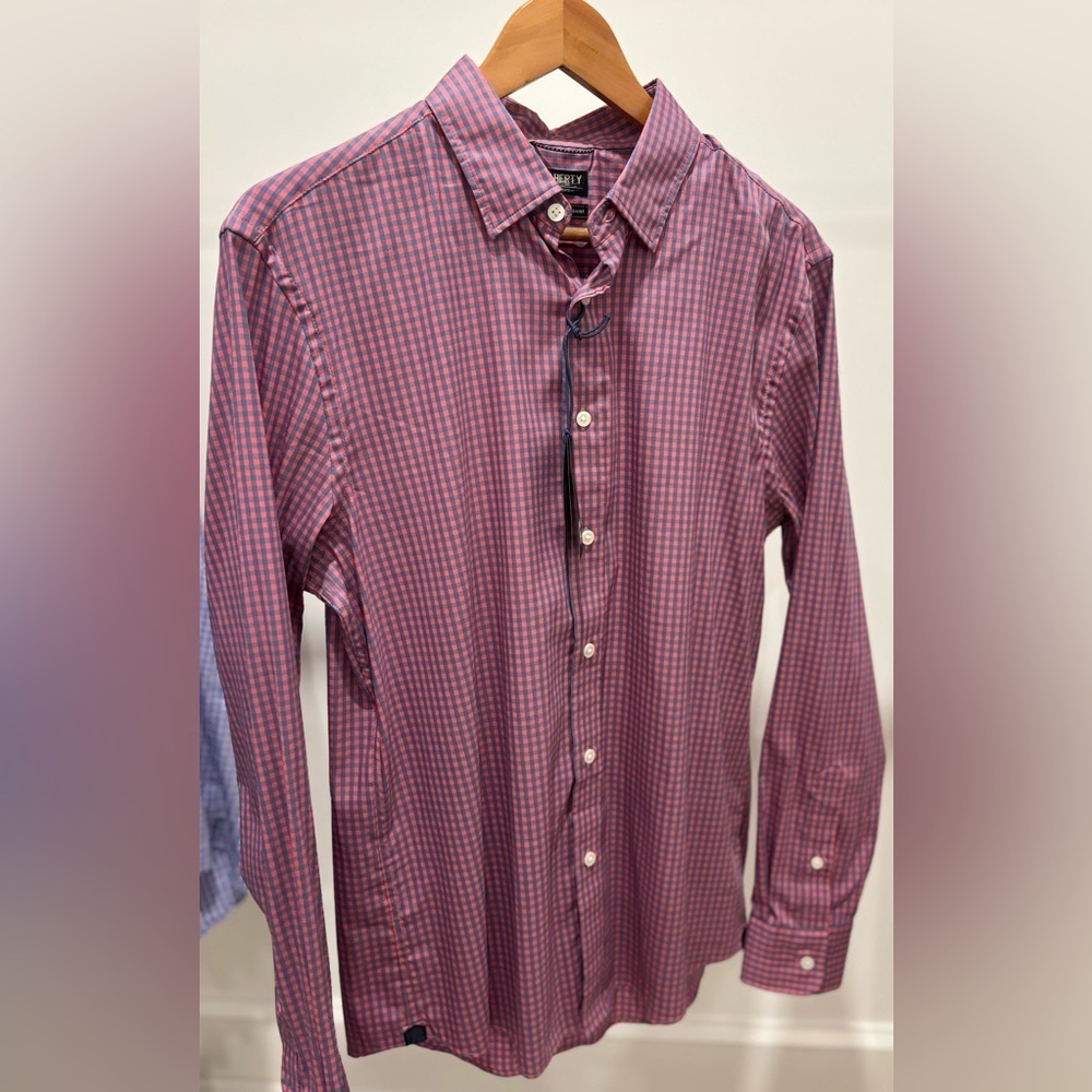 NWT Faherty Brand Movement Button Down